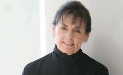 梅宮辰夫の死後に見た「自立の壁」80歳で決意したクラウディア。公共料金の振込みすら知らぬ自分と決別