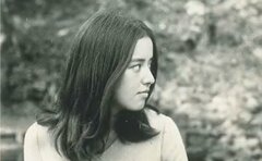 スピード婚の末、夫が事故死「Oh!モウレツ」で社会現象を巻き起こした美人モデルが「すべてを置いて日本を去った訳」