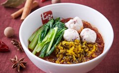 なぜZ世代は一杯1500円の麻辣湯に並ぶのか？ 石神秀幸が貫く「タイパ至上主義」への逆張り戦略