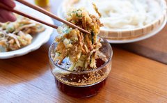 「ホタテとズッキーニのしそかき揚げ」で雨の日も軽やかに乗りきる