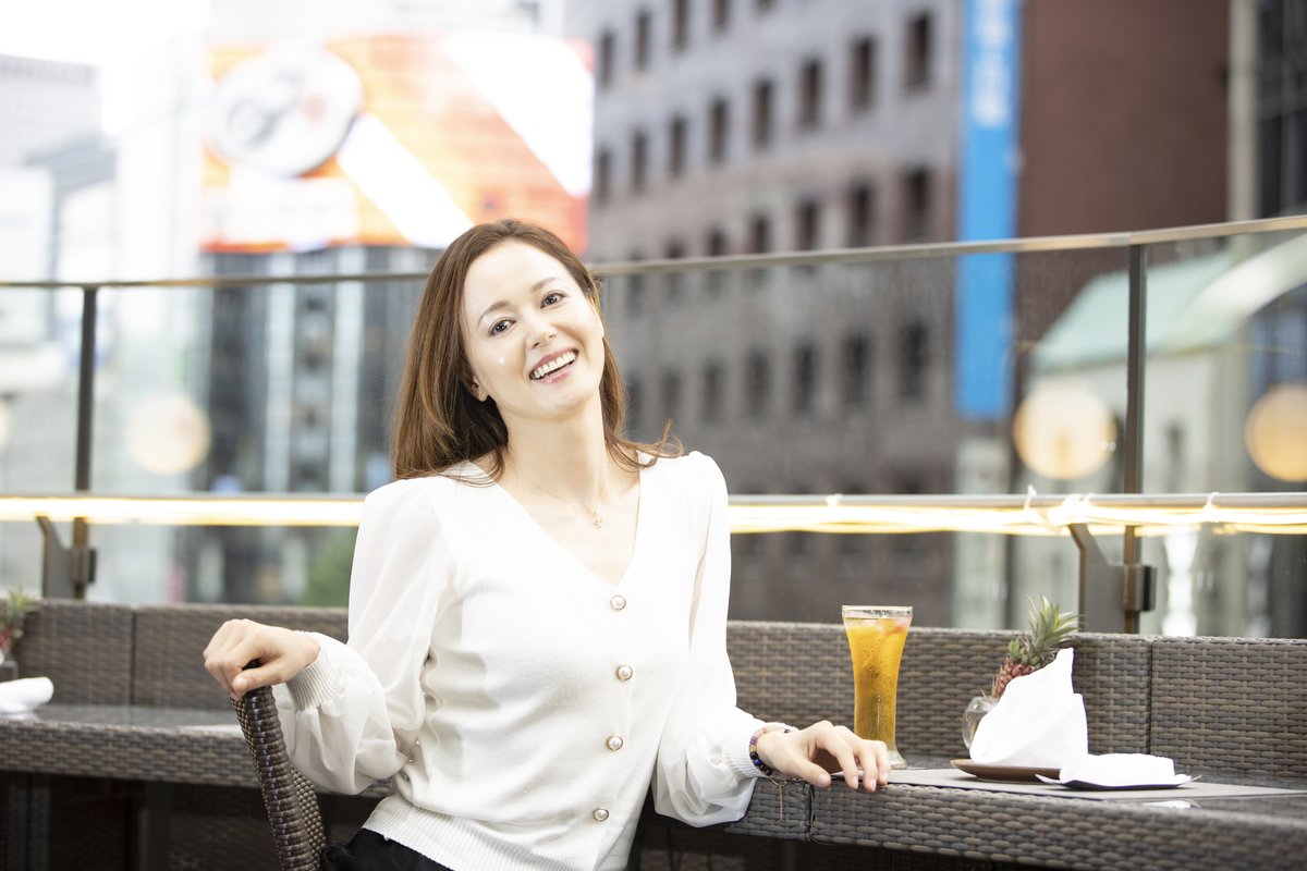 小田茜 “引退状態”だった12年間を語る「北海道では女優モードではなく