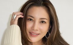 「私のこと知らないでしょ?」がバズった瀬戸朝香、7年ぶりの再出発の舞台裏。49歳で人生初金髪、裏方実務に奔走し